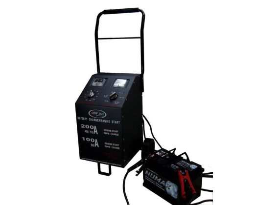 Acculader + Jumpstarter 200 Amp